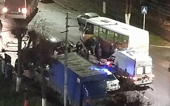 В массовом ДТП в Канищеве никто не пострадал