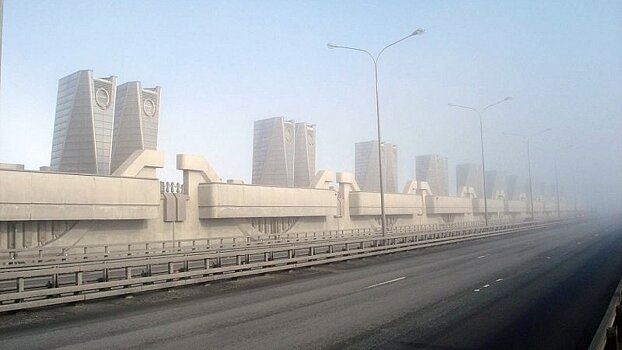 Припаркованный автомобиль сгорел в Петербурге