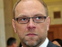 Депутат Власенко: Судей и Порошенко невозможно привлечь к ответственности
