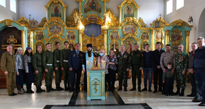 В ЯНАО полицейские и общественники приняли участие в памятных мероприятиях, посвященных Дню вывода советских войск из Афганистана