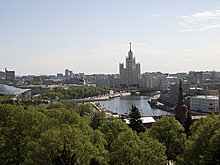 В Москве начался очередной этап обработки зеленых насаждений от вредителей