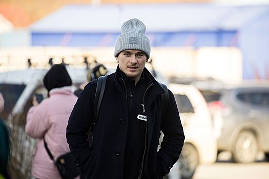 Интервью с украинским хоккеистом Дмитрием Тимашовым, как он играет в КХЛ, где родился, что думает о ситуации в мире