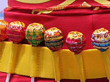 Ветеранов-афганцев лишили права на шоколадные яйца