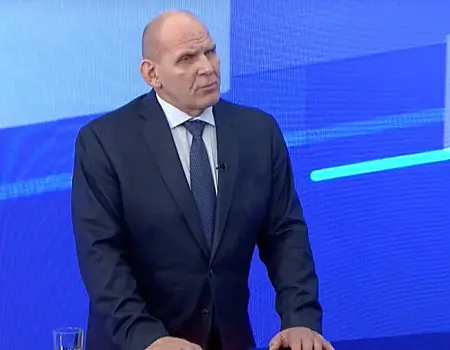 "Государство сейчас делает многое, и нужно проявить характер": Александр Карелин выступил на марафоне "Знание. Первые"