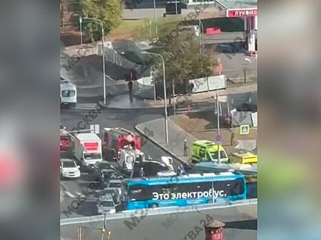 ДТП с участием скорой произошло на Пятницком шоссе