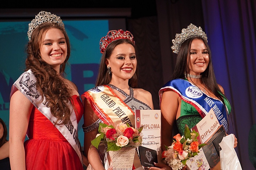 Обладательницей титула "Краса студенчества России" стала Дарья Шаповалова.