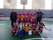 Спортсмены из Кленовского завоевали победу в финальных соревнованиях по флорболу