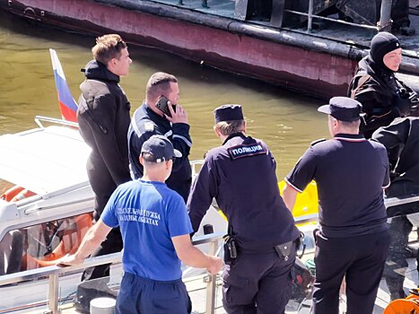 Mash: из Москвы-реки достали тело пятого утонувшего во время ливня диггера