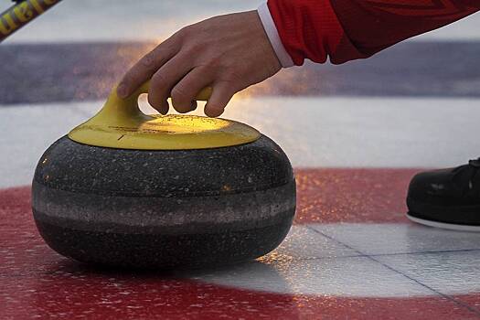 На Таймыре стартовал самый северный в мире международный турнир по керлингу