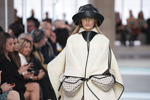 Стилист назвал тренд лета 2025