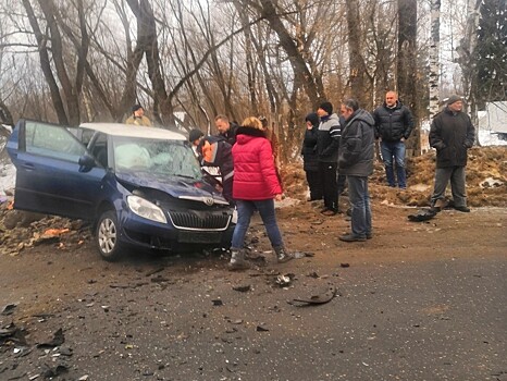 В Твери в результате ДТП один человек погиб, четверо пострадали