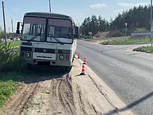 Водитель попал под колеса собственного же автобуса в Дзержинске