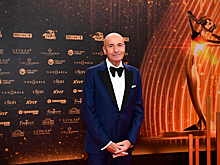 Видео: Игорь Крутой перепел "Третье сентября"