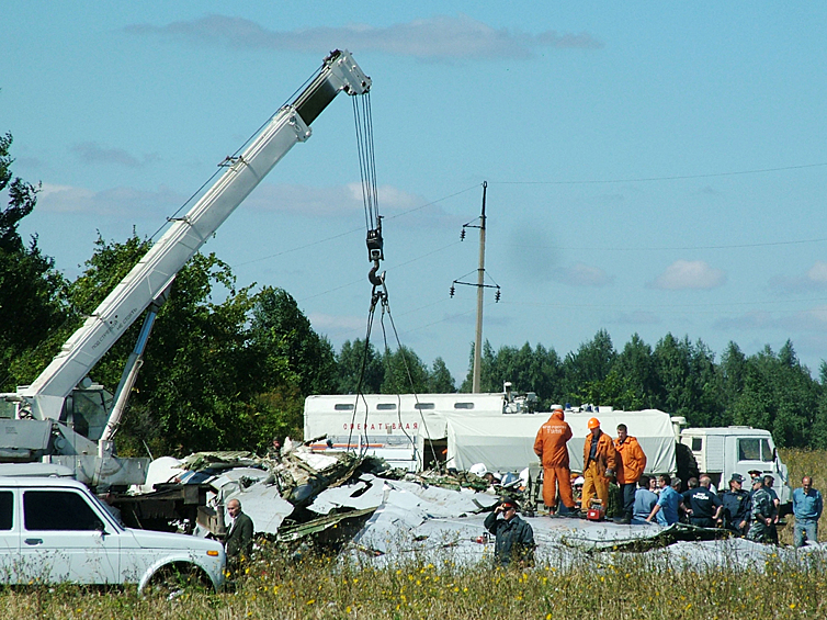 В 2004 один из Ту-134 над Тульской областью был взорван террористкой-смертницей.