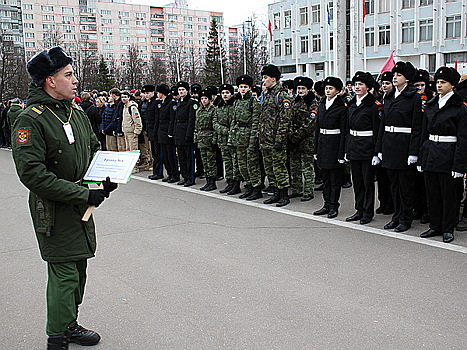 Измайловская молодежь побывала на городском Дне призывника