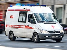 На Отрадной женщина переходила дорогу на красный свет и попала под машину