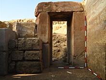 4500 лет под песками: археологи нашли в Египте храм Солнца