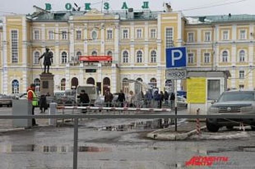 Площадь преткновения. Парковка на железнодорожном вокзале стала платной