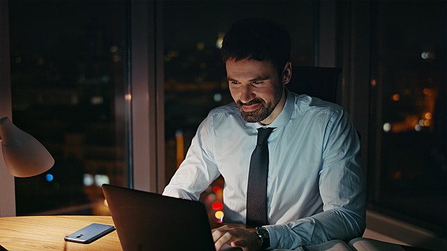 ⁠Спать до обеда без вреда для карьеры: кем работать «сове»