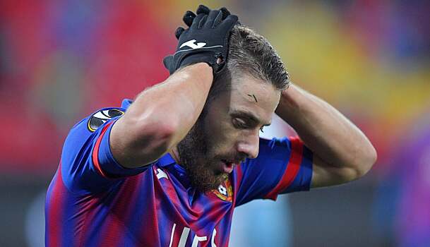 Кукуян после ВАР назначил пенальти в ворота «Локо» за игру Рыбчинского рукой. Влашич пробил выше ворот