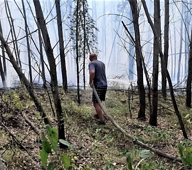 Вовремя подогнали цистерну с водой: трактористы под Миассом помогли спасти от пожара 500 гектаров леса