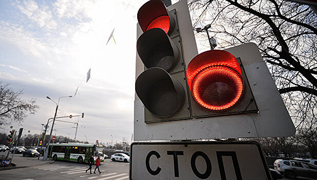 В Москве установят более 160 импульсных светофоров