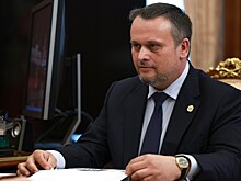 Глава Минтранса пообещал лично дежурить в Новый год и попросил проверить спальники в аэропортах