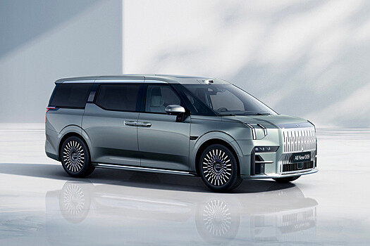 Geely обновила минивэн Zeekr 009: теперь и «дешёвые» версии