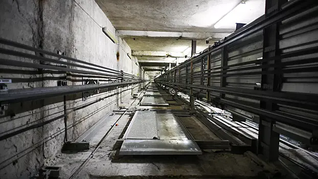 В Приморье женщина и ребенок едва не сгорели в лифте многоэтажки