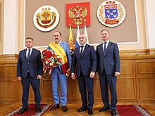 Почетным гражданином Чебоксар стал гендиректор ПО им. Чапаева Михаил Резников