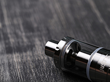 В России собрались жёстче наказывать маркетплейсы за продажу сигарет и вейпов