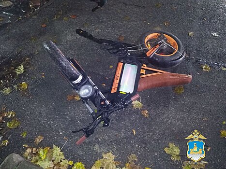 Ребенок на электровелосипеде пострадал во время столкновения с BMW в Костроме