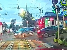 Легковой автомобиль сбил трех человек в Краснодаре
