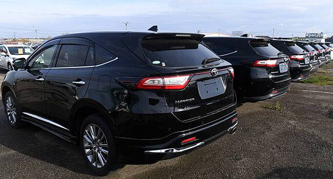 В Россию завезли рекордное число легковушек с пробегом