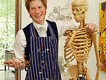 Как учились члены британской королевской семьи: от Елизаветы II и принца Чарльза до Меган Маркл