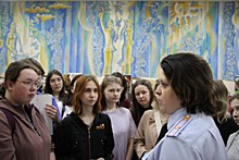 В Смоленске полицейские и ветераны ОВД провели для студентов-юристов мероприятие «Время служить в полиции»