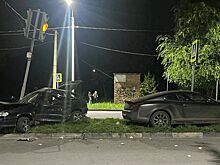 В Шахтах автоледи спровоцировала на перекрестке ДТП