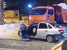 В Тольятти при столкновении легковушки и грузовика пострадали два человека