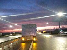 Фура насмерть сбила пешехода на трассе в Ростовской области