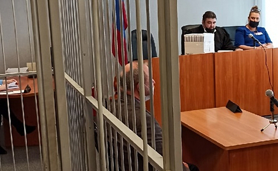 В Железногорске продолжаются судить экс-замглавы района из-за сожженного ребенка