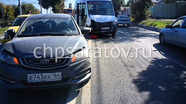 На Политехнической столкнулись четыре автомобиля и автобус №63