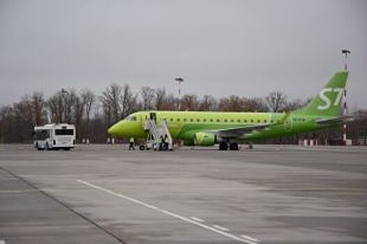 Пьяного пассажира рейса Москва-Сочи задержали в аэропорту прибытия за дебош на борту