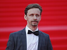 Актер Мартынов ответил критикам сериала "Няня Оксана"