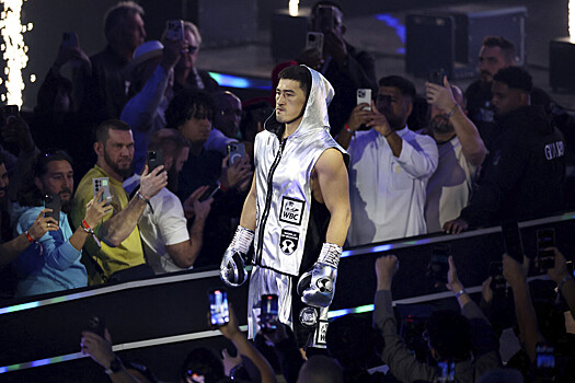 У чемпиона мира Бивола затребовали медицинские документы о травме