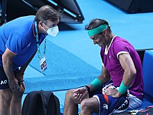 Как финалист Australian Open Рафаэль Надаль борется за здоровье: таблетки в матче с Шаповаловым, TUE, стволовые клетки