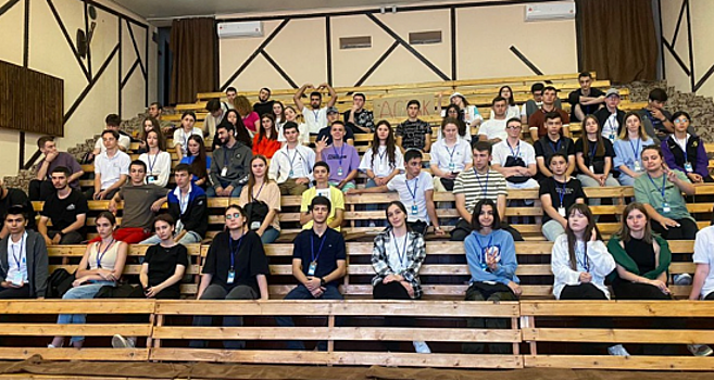 Представитель РГУ имени Губкина выступил на молодежном форуме «Команда 5642»