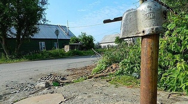 В Турковском районе из-за халатности управленцев целое село осталось без воды