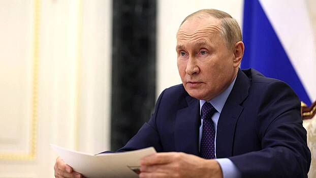 Путин подписал закон об индексации пенсий прокурорам