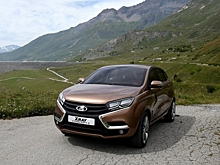"АвтоВАЗ" назвал цены на Lada Vesta и XRAY