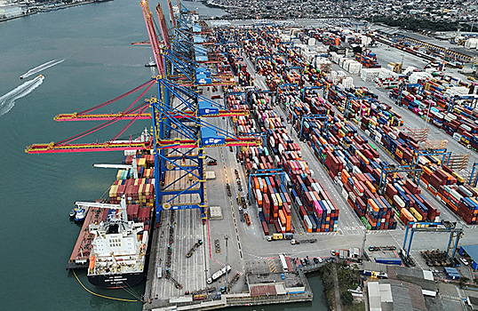 Китая и России нет в списке стран, в отношении которых США вводят пошлины